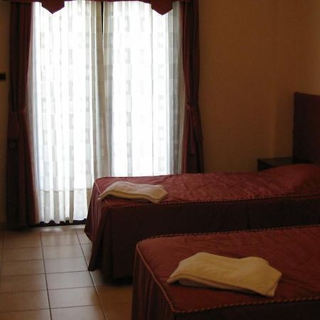 Diakonia Hotel Tesalonika Ruang foto