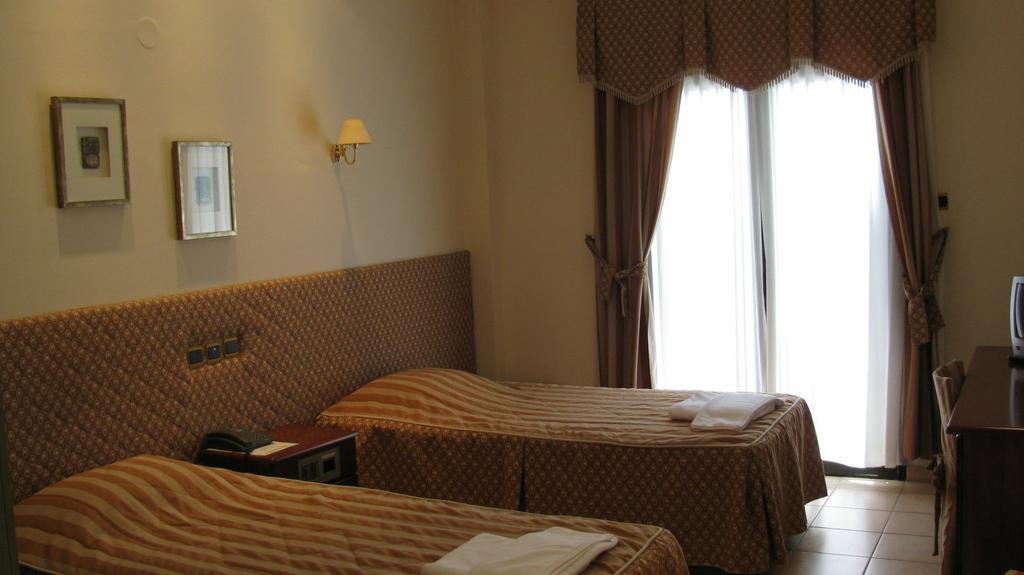 Diakonia Hotel Tesalonika Ruang foto